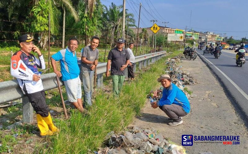 World Cleanup Day 2025, Lurah Bahtera Makmur Kota Temukan Limbah Medis Jarum Suntik di Jalan Lintas
