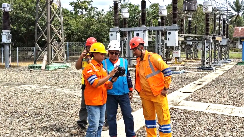 Optimalisasi Keandalan Listrik: Manager PLN UPT Pekanbaru Tinjau GI Bagan Batu