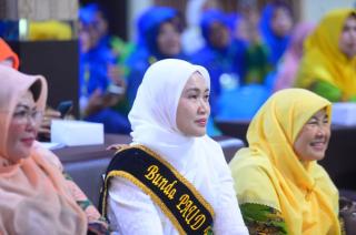 r[judul]