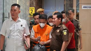 Ditetapkan Sebagai Tersangka, Eks Direktur PT Sarana Pembangunan Rokan Hilir Resmi Jadi Tahanan Rutan Pekanbaru