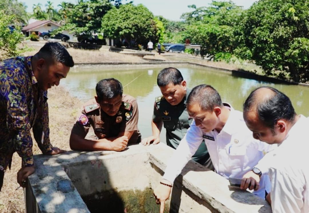 Pemkab Rohul Tinjau Pemanfaatan Air Irigasi di Kecamatan Rambah Samo