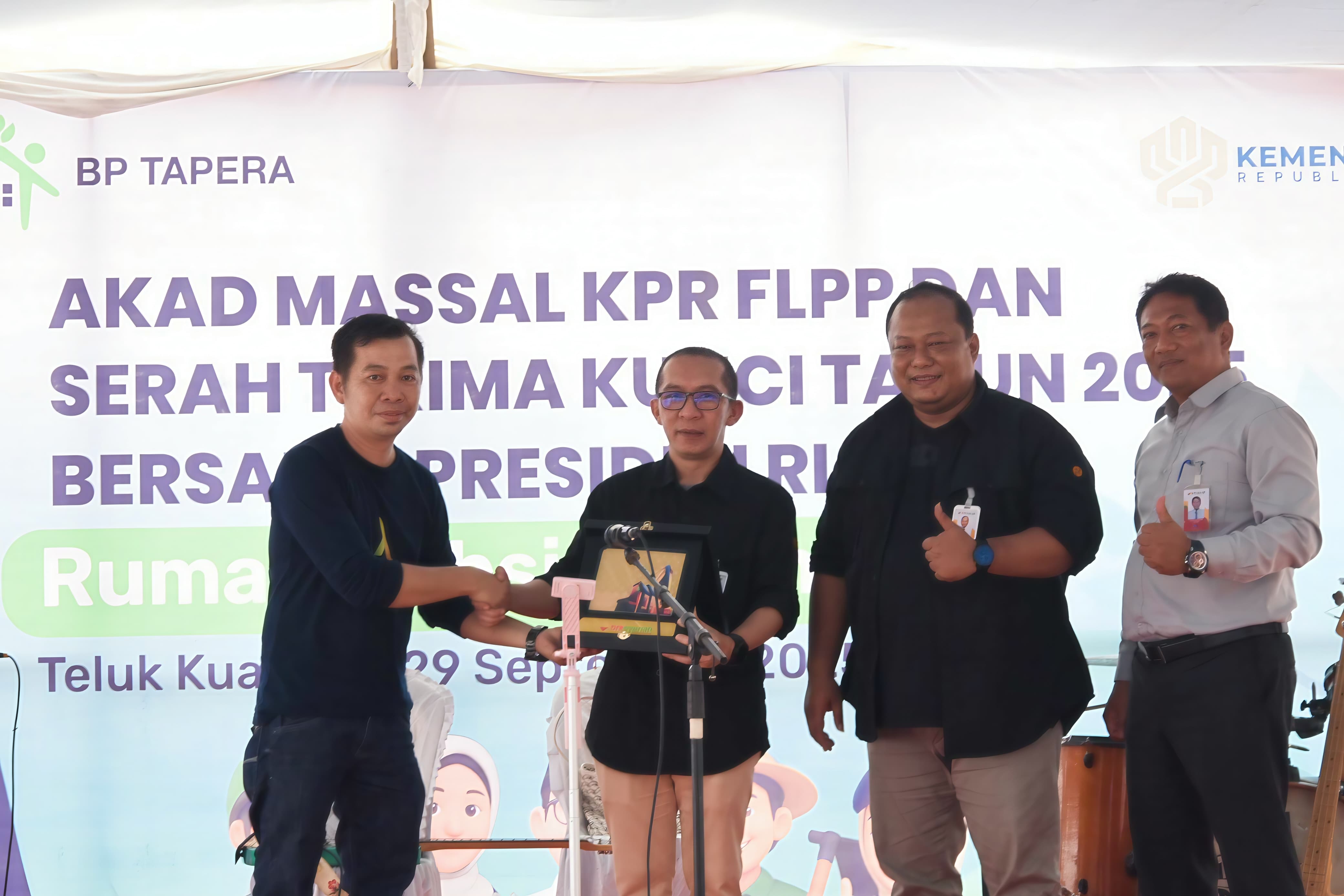 BRK Syariah Dukung Program Presiden Prabowo, Ikuti  Akad Massal Serentak KPR FLPP di 2 Daerah
