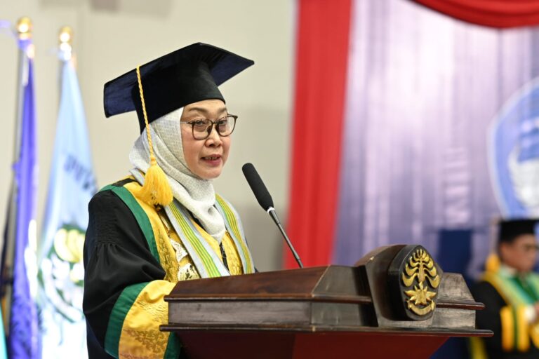 UNRI Kukuhkan 3.057 Lulusan, Teguhkan Komitmen Jadi Kampus Berdampak untuk Negeri