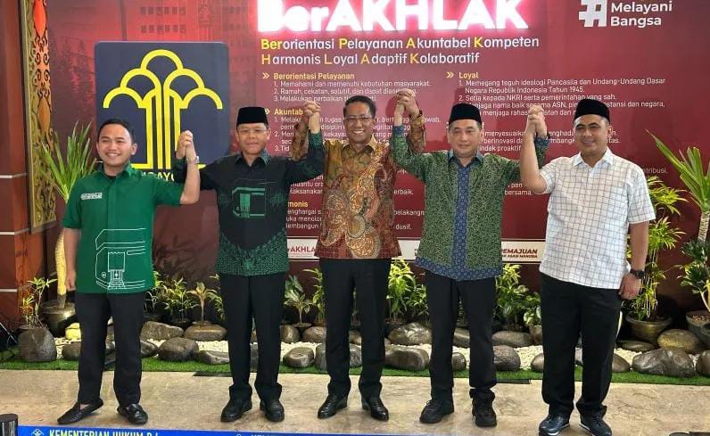 PPP Gagal Terbelah Dua, Menkum Terbitkan SK Baru Duetkan Mardiono-Agus Suparmanto