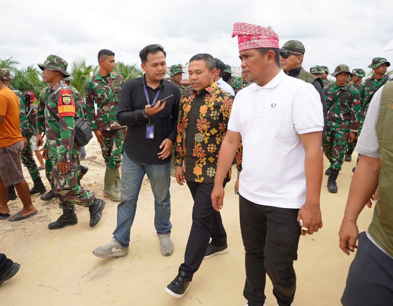 Pemprov Riau Bantah akan Pindahkan Warga di TNTN ke Pulau Burung, Embiyarman: Lahan Pengganti Tak Jauh dari TNTN!