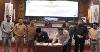 APBD-P 2025 Pekanbaru Ditetapkan Rp3,21 Triliun