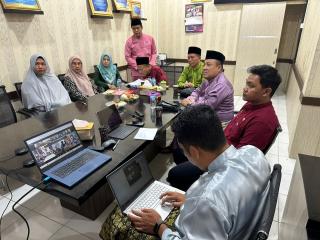 r[judul]