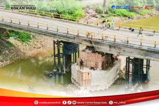 Jembatan Ujungbatu Akan Kembali Bisa Dilalui, Warga Ucapkan Syukur dan Apresiasi Upaya Pemerintah