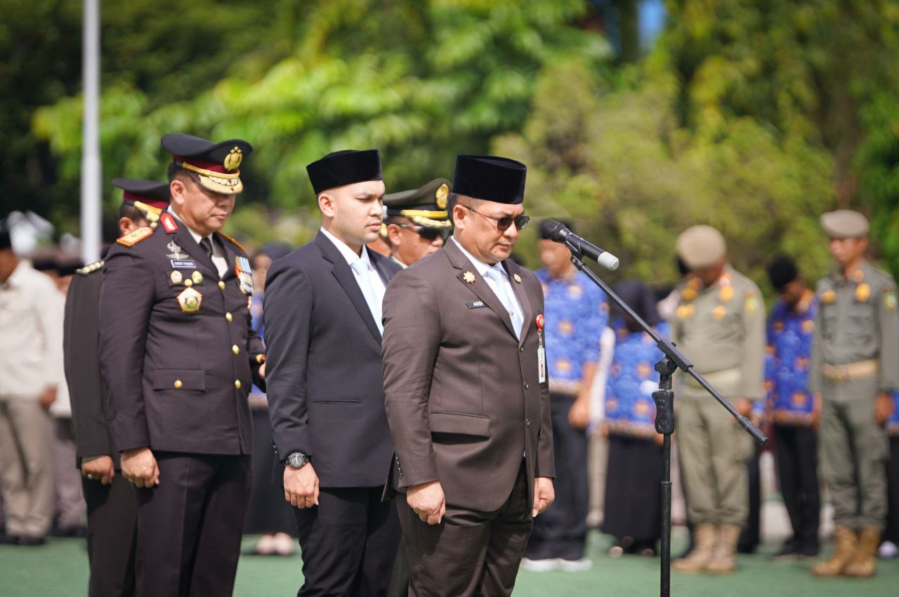 Sekdaprov Riau dan Forkopimda Tabur Bunga, Simbol Penghormatan Terakhir untuk Para Pejuang