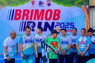 Dampingi Kapolda Lepas Peserta, Kepala Kesbangpol Riau Komitmen Jaga Lingkungan