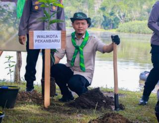 Wako Agung Akan Gencarkan Satu Siswa Satu Tanaman Produktif