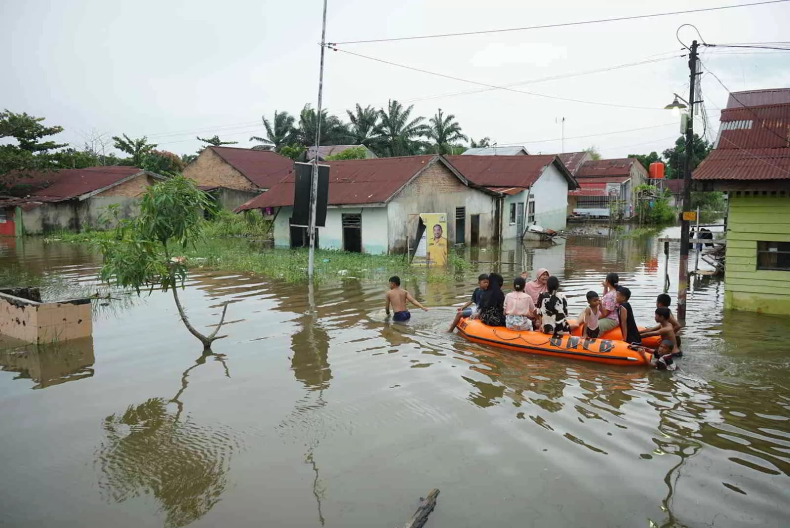 BPBD Riau Keluarkan SE Kesiapsiagaan Dini Terhadap Ancaman Banjir