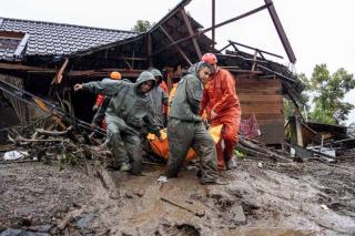 WHO Ungkap Ganasnya Perubahan Iklim Picu Banjir Sumatera Tewaskan Lebih 686 Orang