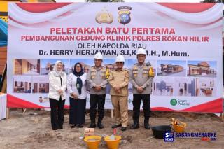 r[judul]