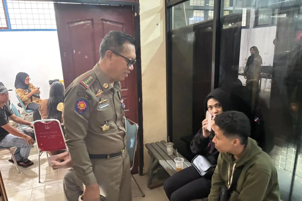 Razia Kamar Kost, Satpol PP Kota Dumai Jaring Pasangan LGBT dan WNA Cina