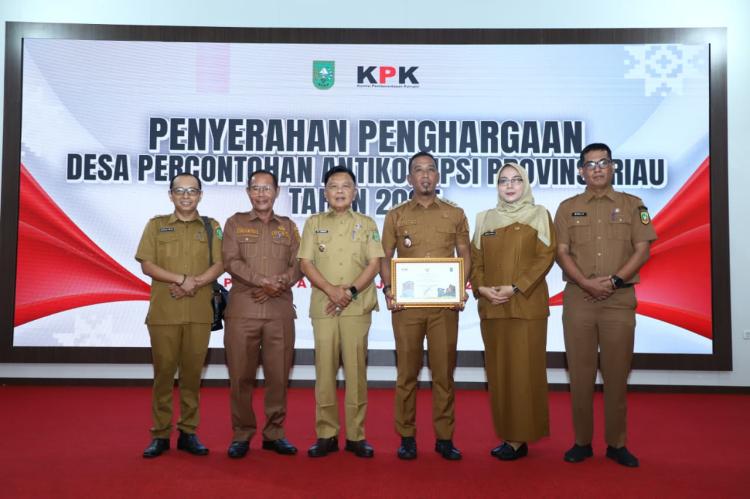 Desa Insit Catat Prestasi Integritas, Jadi Wakil Tunggal Kepulauan Meranti di Desa Percontohan Antikorupsi, Pj Kades Diganjar Umroh   
