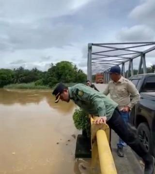 Dinas PUPR Riau Tinjau Banjir Jalan Sontang-Duri, Siapkan Strategi Penanganan Cepat
