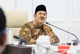 r[judul]