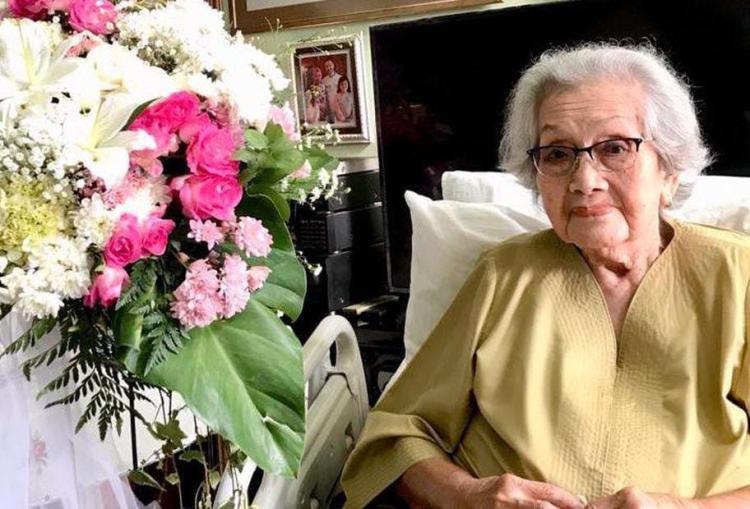 Eyang Meri, Istri Mantan Kapolri Jendral Hoegeng Imam Santoso Meninggal Dunia di Usia 100 Tahun
