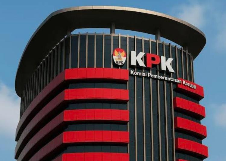 KPK Periksa 16 Orang Pejabat Riau Termasuk Plt Gubernur-Bupati Inhu, Ini Daftarnya