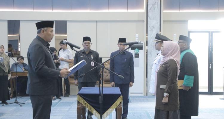 Ini Daftar 25 Pejabat Pemko Pekanbaru Dilantik Pj Sekda Ingot, Mulai Camat Hingga Kepala Bidang dan Sekretaris OPD