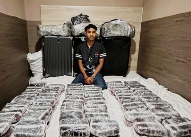 Bareskrim Amankan 99.600 Pil Ekstasi dari Warga Malaysia di Dumai