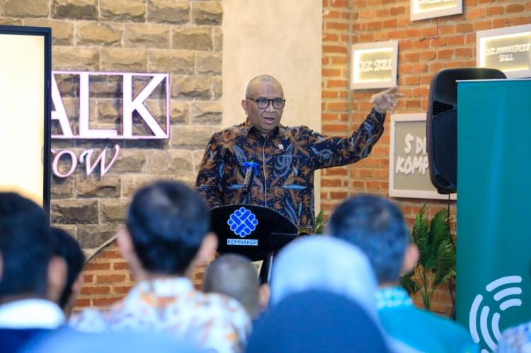 Atasi Persoalan Sampah Bandung, Kemnaker Gelar Green Jobs Class