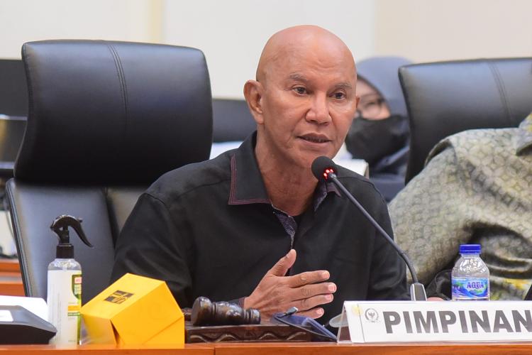 PDIP Sebut Impor 105 Ribu Mobil dari India Rugikan Perekonomian Nasional