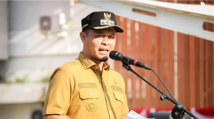 Gebrakan Wali Kota Pekanbaru, Masyarakat Bisa Tukar Sampah Jadi Uang
