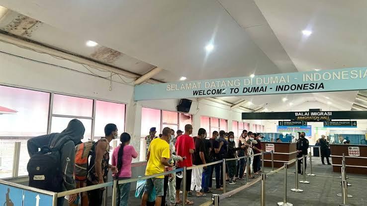 Gelombang Deportasi dari Malaysia! 38 PMI Dipulangkan ke Dumai, Total 203 Selama Ramadan