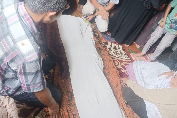 Lebaran Berujung Duka, Ibu Ini Pilih Minum Racun Rumput Gara-gara Kantong Kering