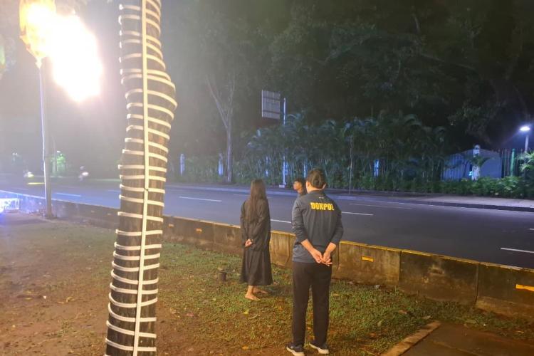 Tragis! Wanita Korban Pelecehan Ini Nekat Pingin Bunuh Diri di Depan Kantor Presiden Prabowo