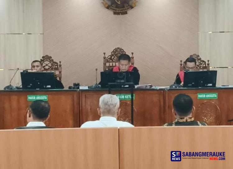 Baru Sidang Perdana, Gubernur Riau Abdul Wahid Bermohon Jadi Tahanan Rumah, Singgung Perlakuan KPK ke Eks Menag Yaqut