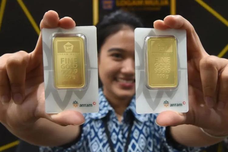 Harga Emas Pegadaian Minggu Ini Mager Parah, Waktunya Borong Batangan?