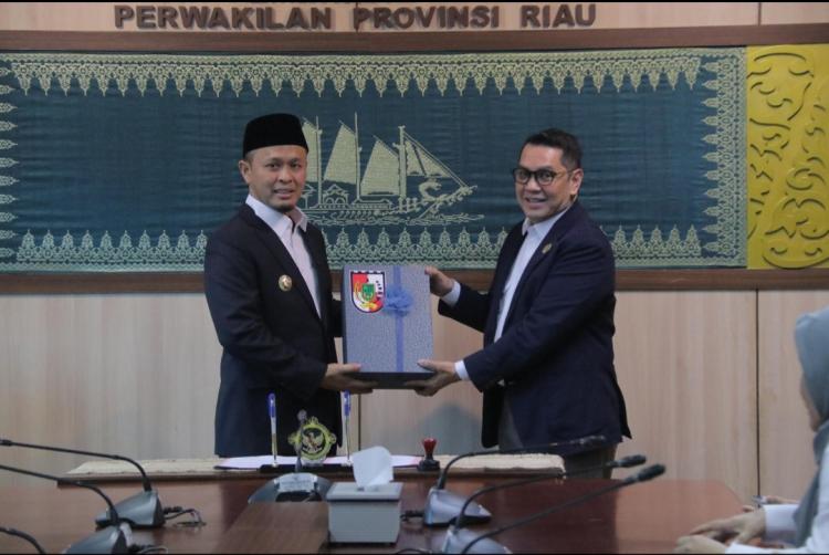 Di Tengah Isu PAD, Pemko Pekanbaru PD Raih WTP! LKPD 2025 Sudah di Tangan BPK