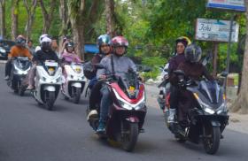 Pererat Komunitas Bikers Honda PCX di Pekanbaru, CDN Riau Taja Premium Movie Ride