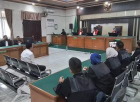 Vonis 3 Tahun 4 Bulan, Muslim Akhirnya Bayar Mahal Korupsi Hotel Kuansing