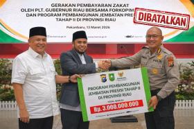 r[judul]