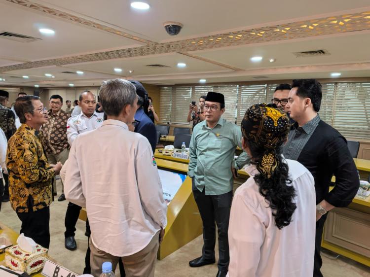 Penrad Siagian Desak Kemendes Ubah Regulasi, Tolak Pendamping Desa Masuk Kategori Barang dan Jasa