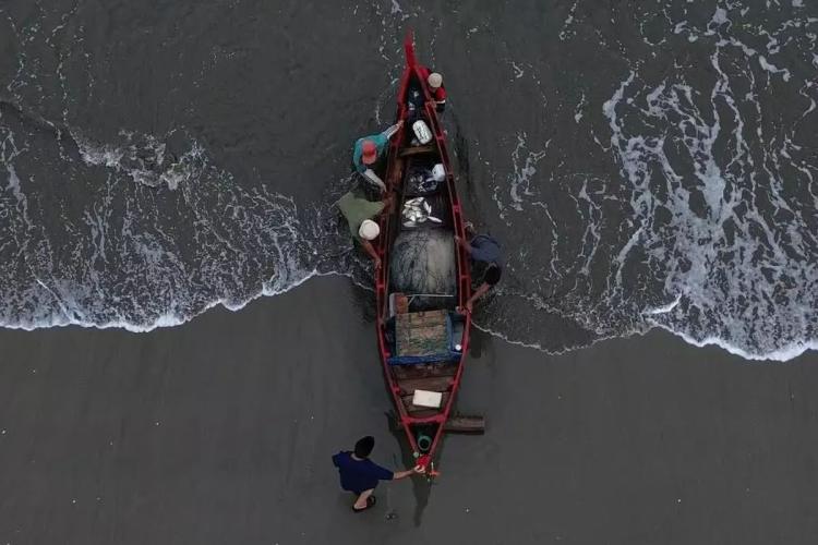 Dulu Terlupakan, Kini Jadi Prioritas! Fakta Mengejutkan Nasib Nelayan Indonesia