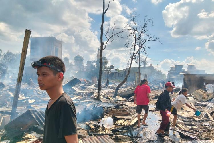 Pulau Kijang Jadi Abu, Warga Mengungsi, Harapan Kini Tertuju ke Jakarta