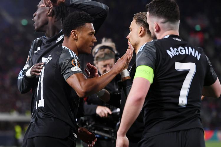 Ollie Watkins Mengamuk, Bologna Hancur di Kandang Sendiri Akibat Blunder Fatal!