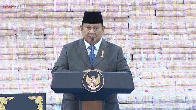 Prabowo Sentil Gaji Aparatur, Tegaskan Pengabdian Lebih Penting dari Keluhan