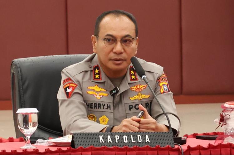 Kapolda Riau Copot Dua Pejabat Polsek Panipahan Usai Kericuhan Warga