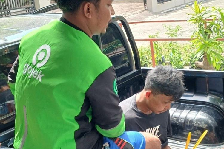 Aksi Sok Jagoan Berakhir Lemas, Maling Sadis Padang Dikepung Tim Klewang