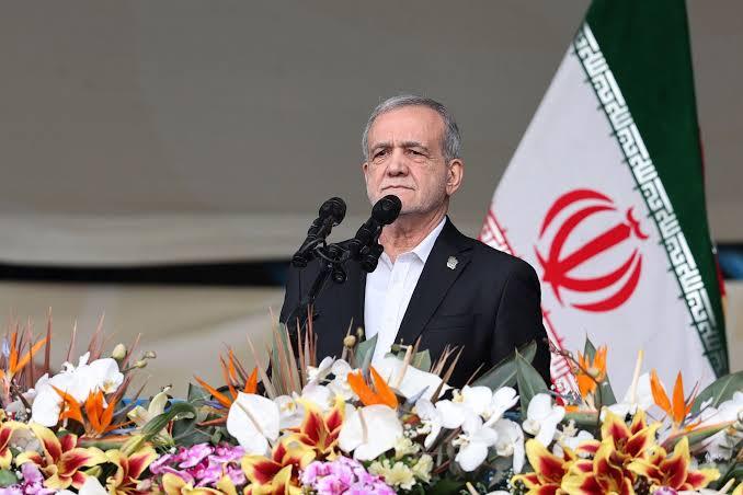 Trump Ancam Uranium Iran, Pezeshkian Balas Pernyataan Menohok