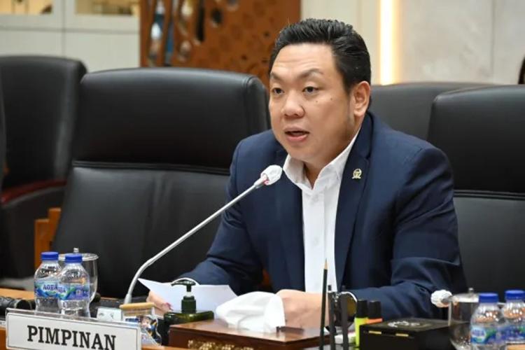 Evaluasi Komisi IX DPR RI: Program Cek Kesehatan Gratis Riau Capai Rapor Merah