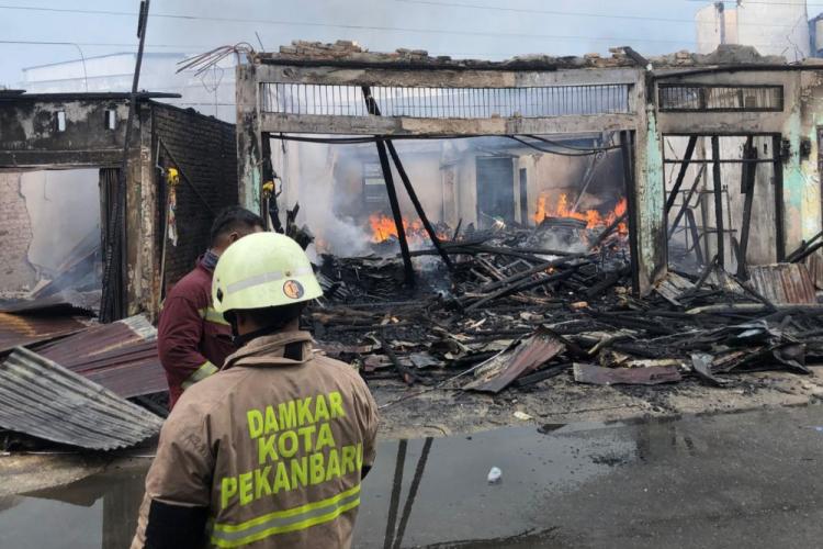 70 Kasus Kebakaran Bangunan di Pekanbaru, Sebagian Besar Korsleting Listrik
