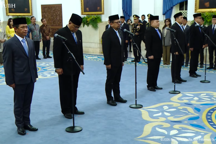Reshuffle Panas Prabowo Hari Ini: 6 Tokoh Kunci Dilantik, Ada Nama Tak Terduga!