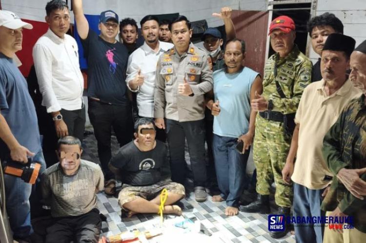 Polisi Serbu Simpang Jengkol, Dua Pria Ditangkap dengan Sabu Siap Edar Puluhan Gram